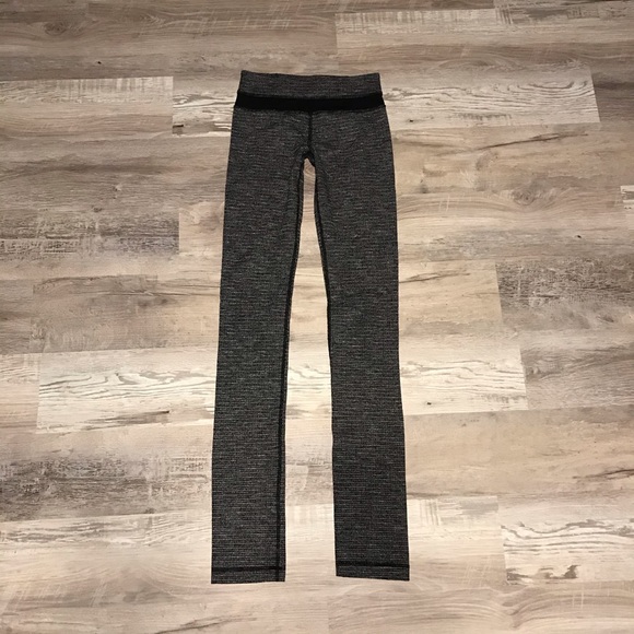 Lululemon Yoga Pant Leggings - Picture 2 of 4